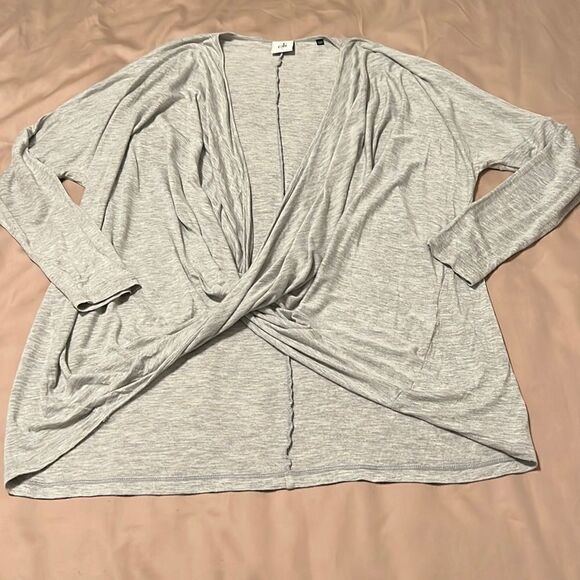 Cabi size small light grey super soft knit twist front long sleeve top EUC - Picture 2 of 7